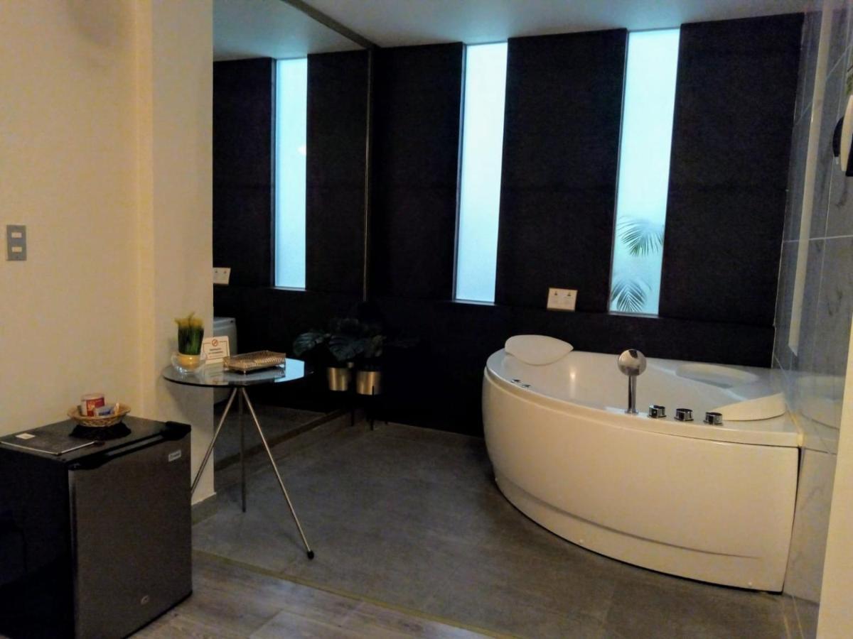 Hotel Limaq